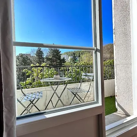 Grand T2 Cozy Avec Balcon Proche De Royatonic - 12 Rouzaud